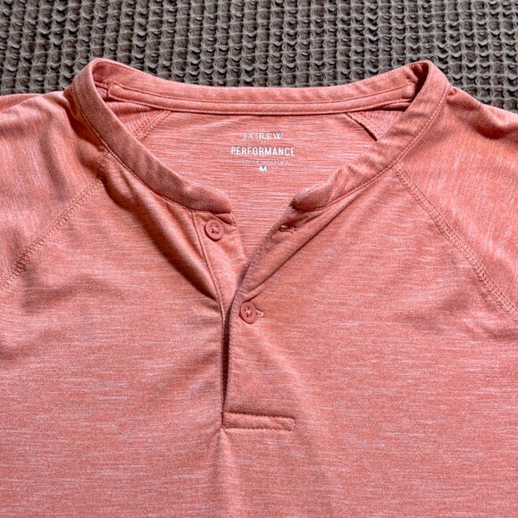 J.Crew Performance Heathered Pink Short Sleeve Henley Shirt Size M - Picture 3 of 7